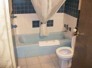 גרנד ראפידס Forest Lake Motel מראה חיצוני תמונה